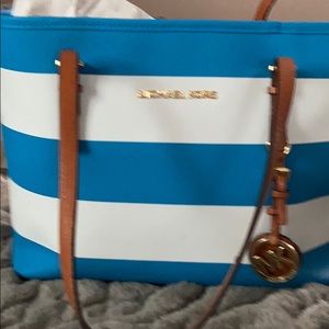 MK tote